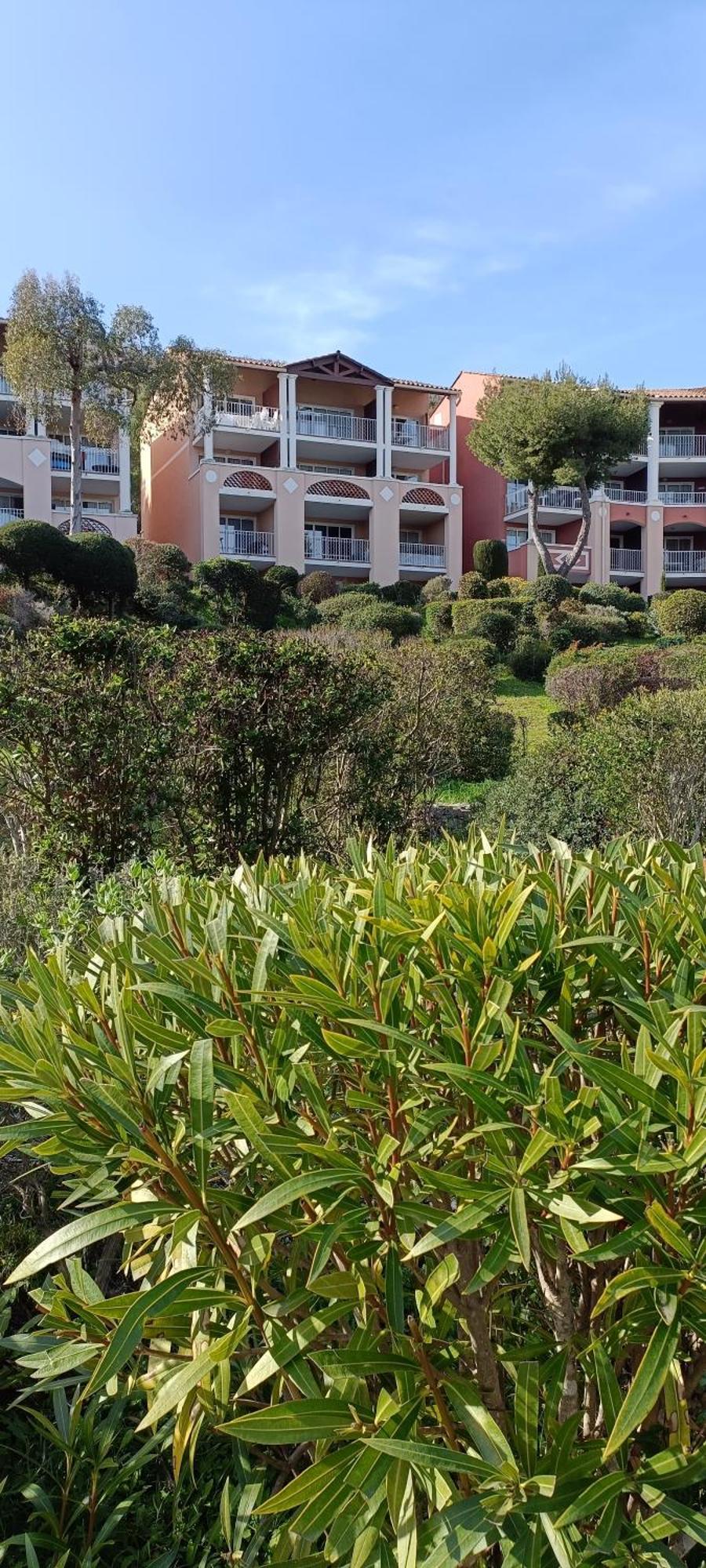 Cap Esterel Village Vacances T2 Vue Mer Agay Saint-Raphael  Exterior photo